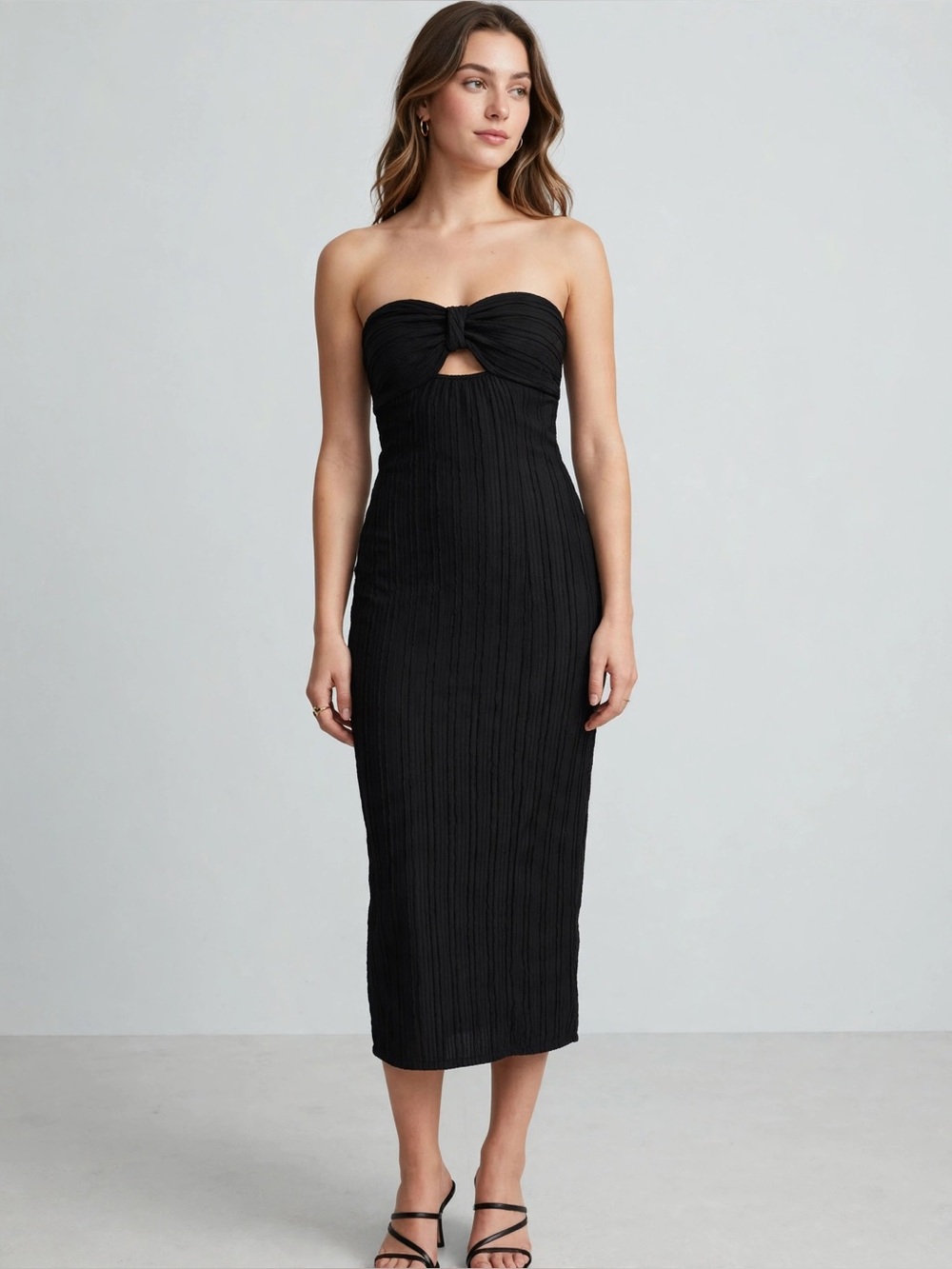 Trixxi Black Strapless Knot-Front Midi Dress